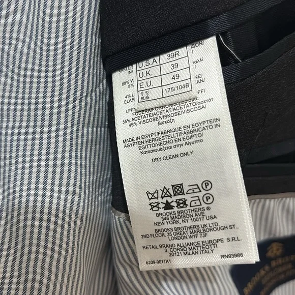 Brooks Brothers Explorer The Madison Fit Charcoal Gray Jacket